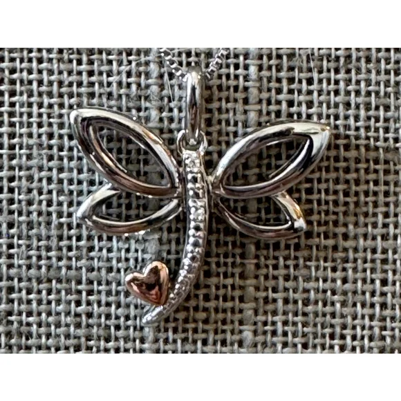 Dragonfly necklace with natural mined diamonds - Picture 1 of 8